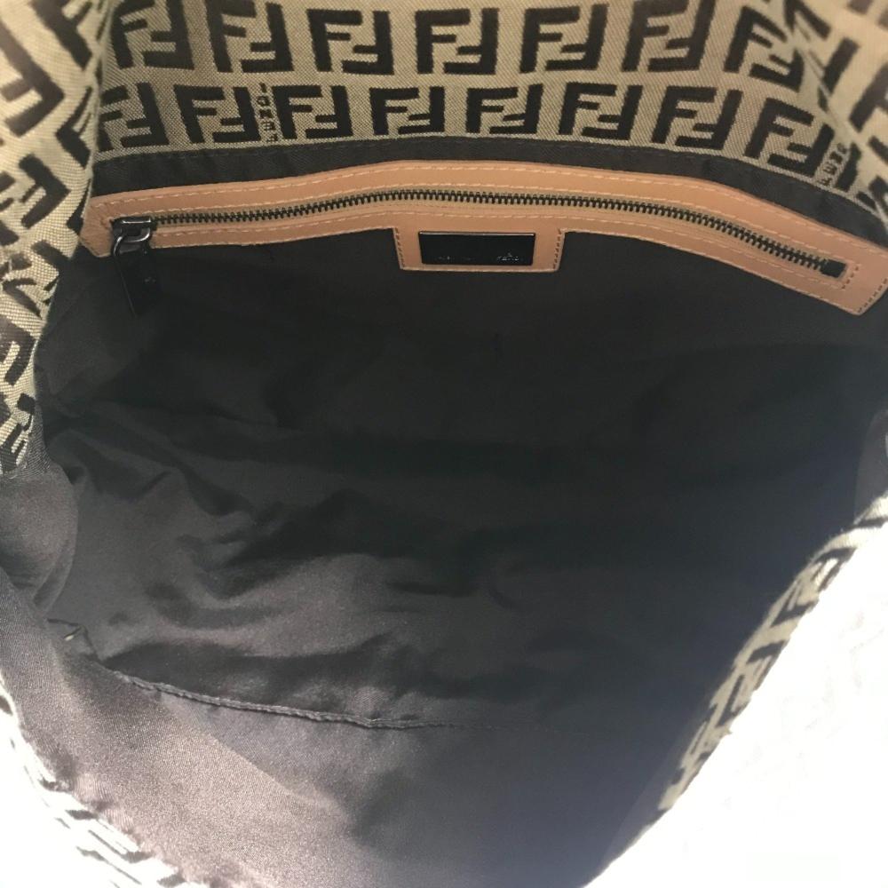 Beige Fabric Fendi Baguette