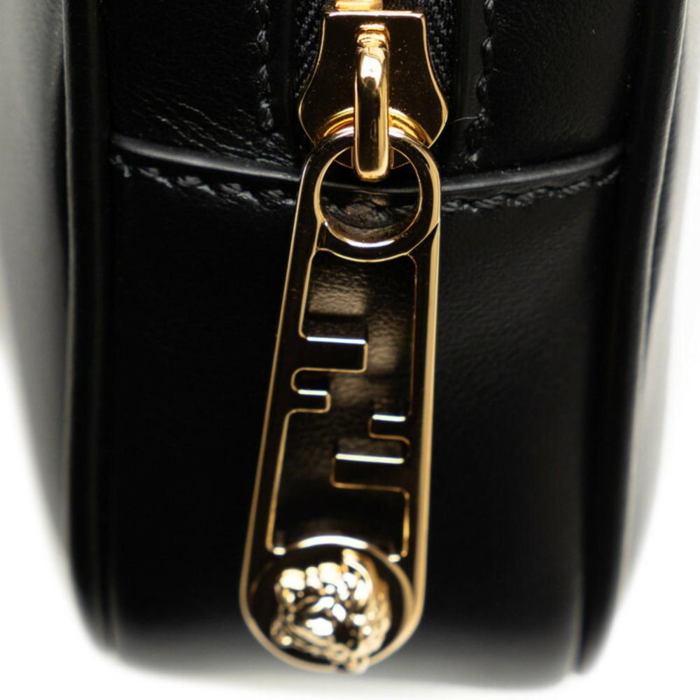 Black Leather Fendi Shoulder Bag