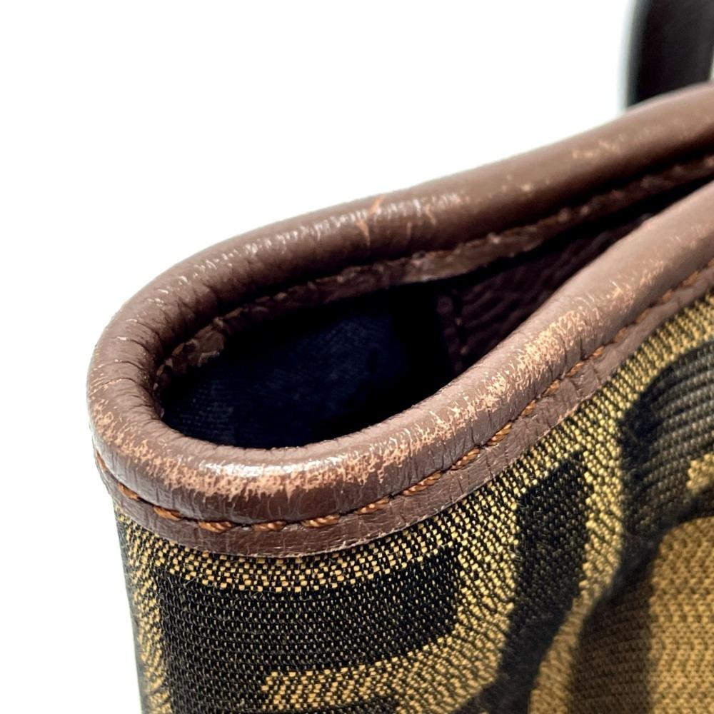 Brown Leather Fendi Baguette