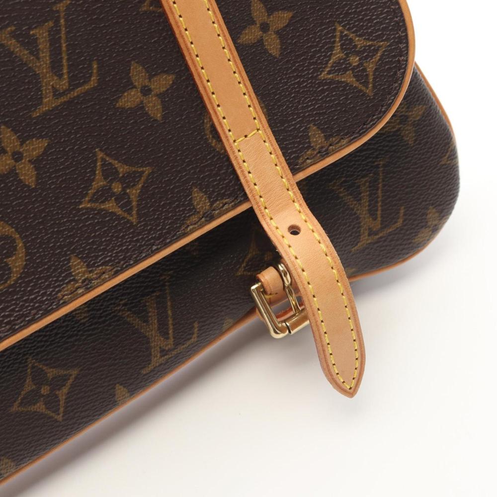 Brown Canvas Louis Vuitton Shoulder Bags