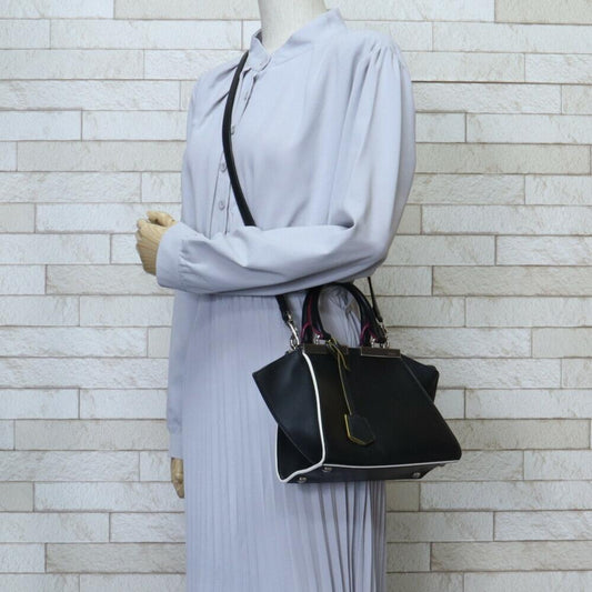 Black Leather Fendi Shoulder Bag