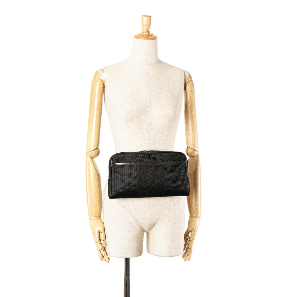 Black Canvas Louis Vuitton Damier Geant Associe